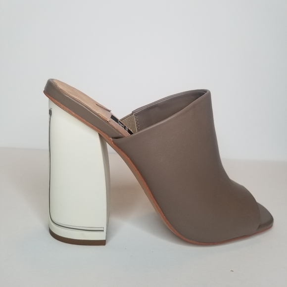 ZAC ZAC POSEN Womens Beige Pleated Padded Venecia Round Toe Stiletto Slip On Dress Sandals Shoes main image 1